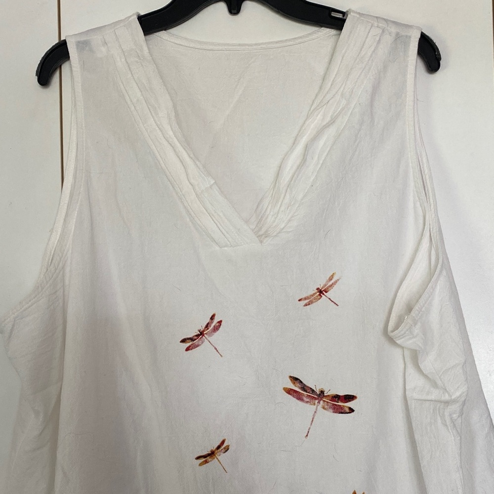 SHEIN White Tank Top with Dragonfly Design